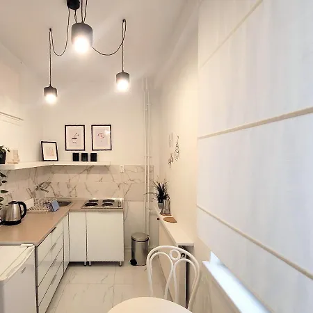 Concierge Hoza Corner